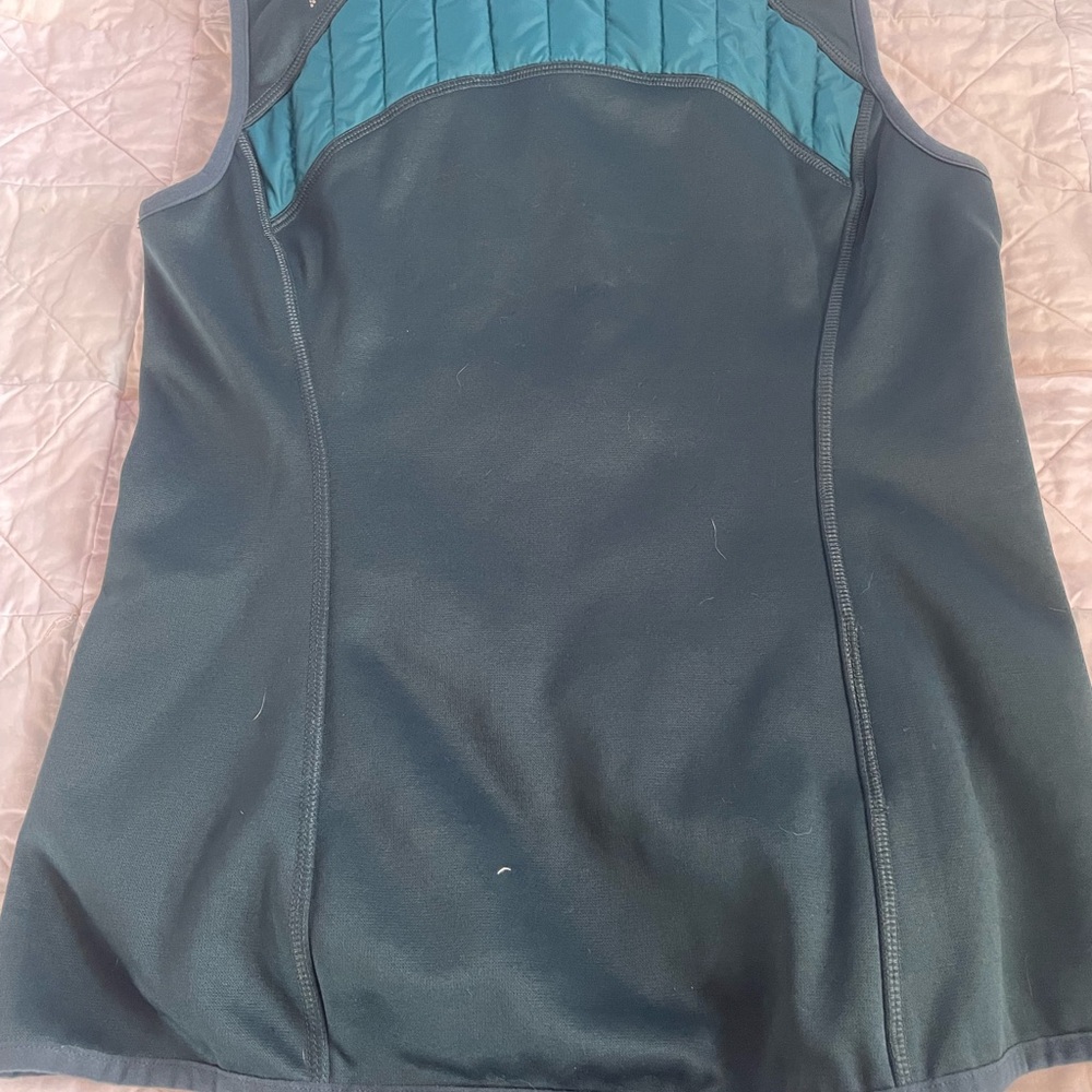 Eddie Bauer Teal Quilted & Softshell Women's Vest - Picture 4 of 5